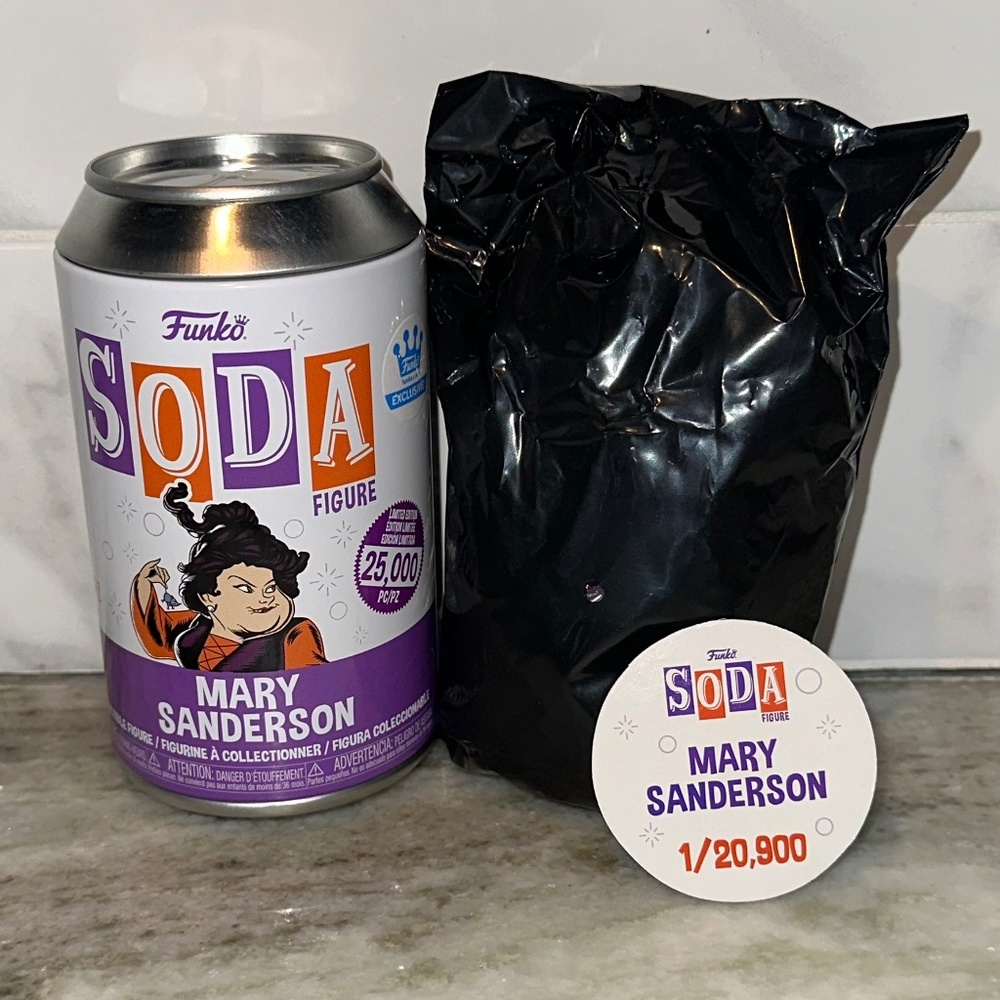 Funko Soda - Disney Hocus Pocus MARY SANDERSON Sealed in Can Pog Common NEW